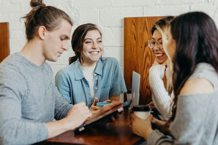 Relazionarsi a colori (communication skills)